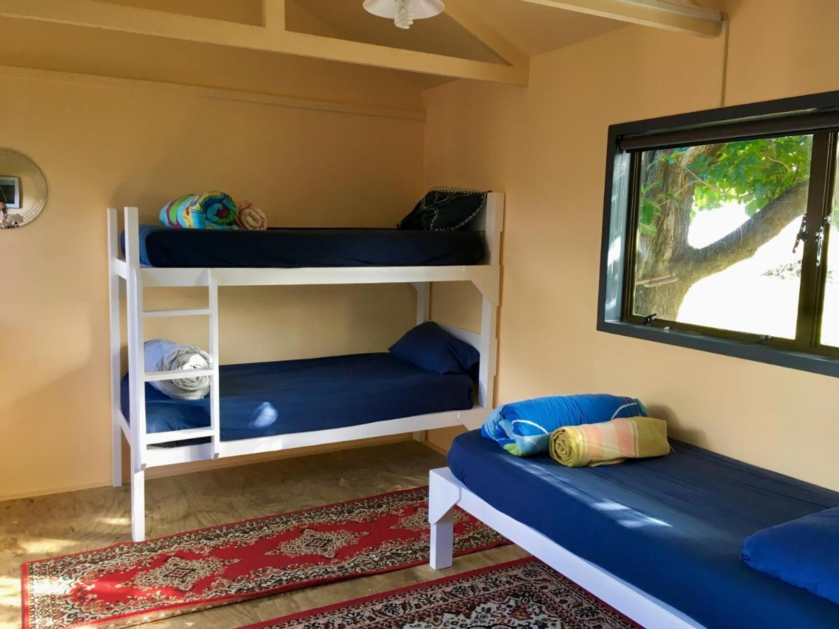 Хостел Raglan Backpackers Екстер'єр фото